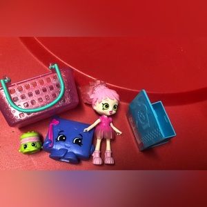 BOGO!!! Random lot of Shopkins toys